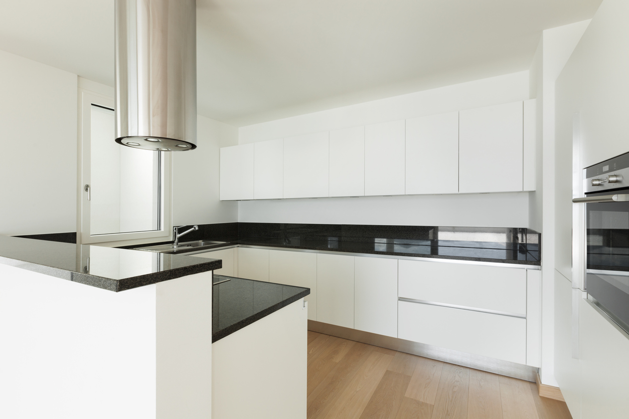 Interiors, modern kitchen flyttstädning kök